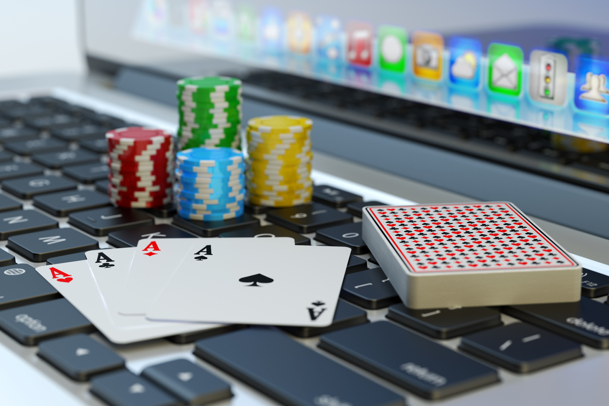 Study: Online Poker May Be Safer Than Slots for Gamblers